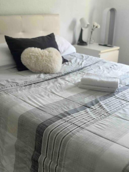 “Apartamento Moderno Y Acogedor Мадрид Экстерьер фото